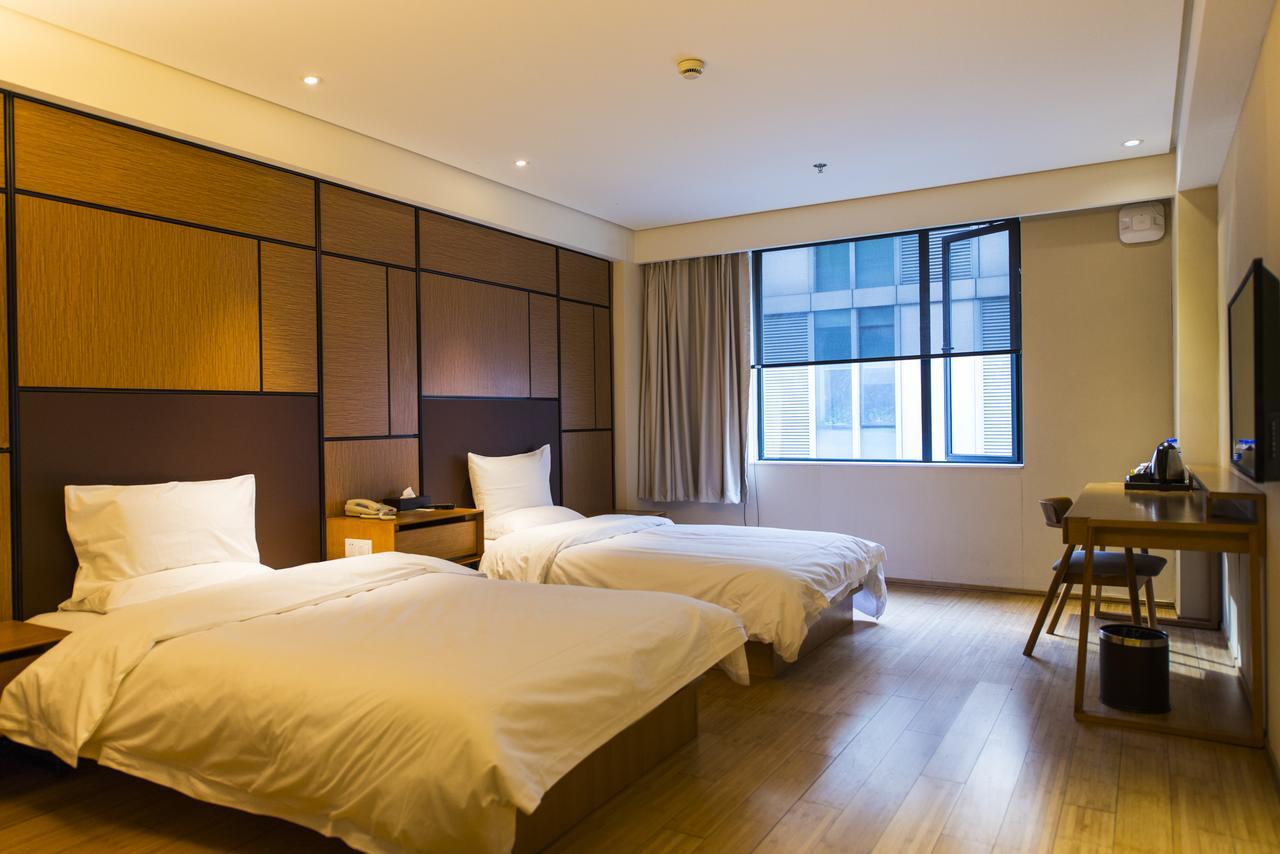Ji Hotel Shanghai Kangqiao Xiupu Road Eksteriør billede