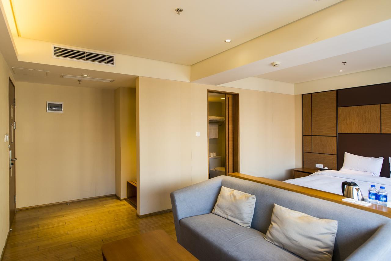 Ji Hotel Shanghai Kangqiao Xiupu Road Eksteriør billede