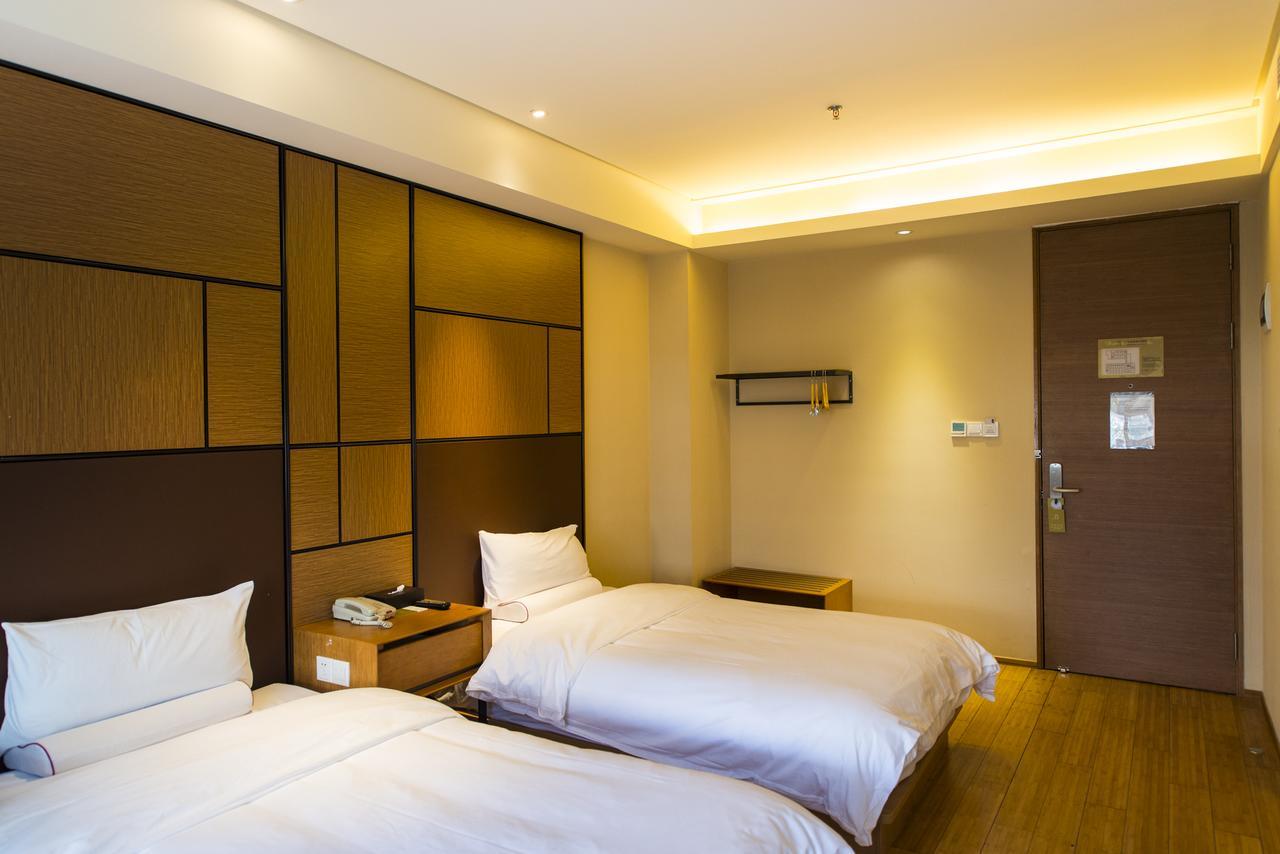 Ji Hotel Shanghai Kangqiao Xiupu Road Eksteriør billede